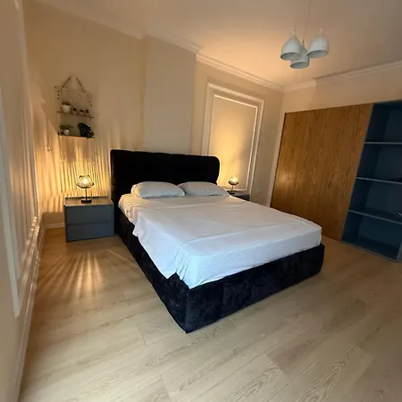 شقة Dennys Near Lion Park تيرانا