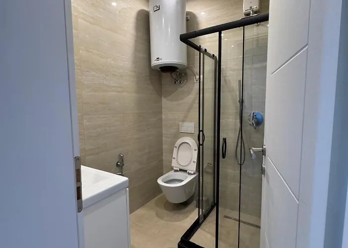 Dennys Near Lion Park Apartman Tirana